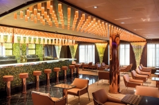 Costa-Diadema-Bollicine-Bar-low-res.jpg